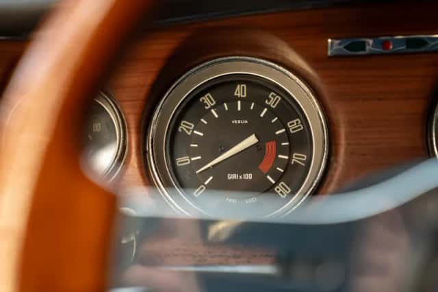 Alfa Romeo GT (1967) thumbnail 43