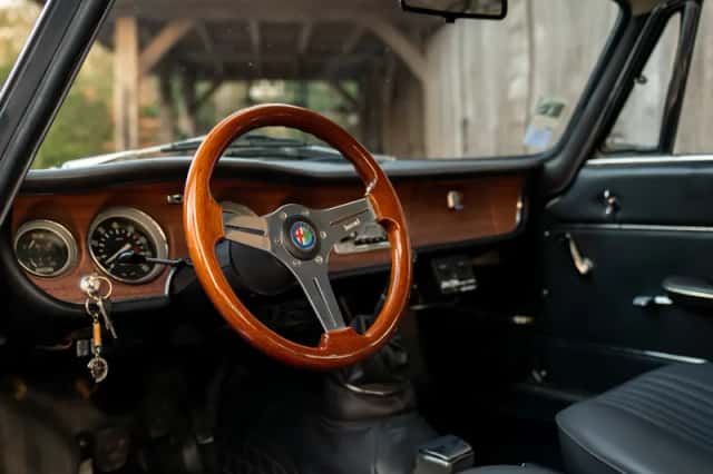 Alfa Romeo GT (1967) thumbnail 7