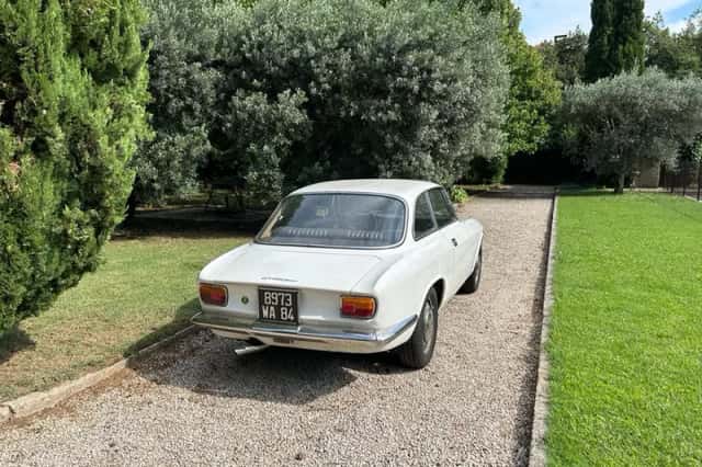 Alfa Romeo GT (1967) thumbnail 72