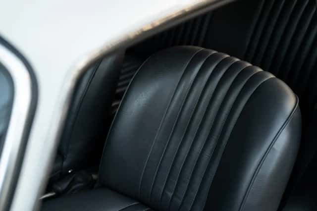 Alfa Romeo GT (1967) thumbnail 10