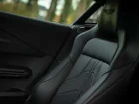 Aston Martin Martin Vantage 4.0 V8 (2025) thumbnail 44