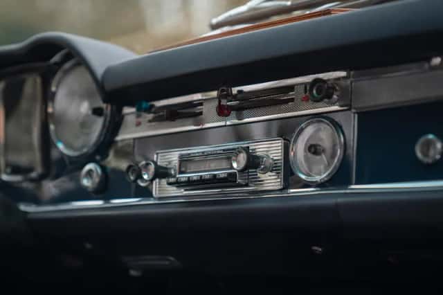 Mercedes-Benz 200-Serie (1968) thumbnail 11