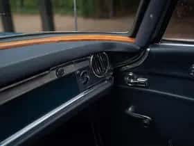 Mercedes-Benz 200-Serie (1968) thumbnail 12