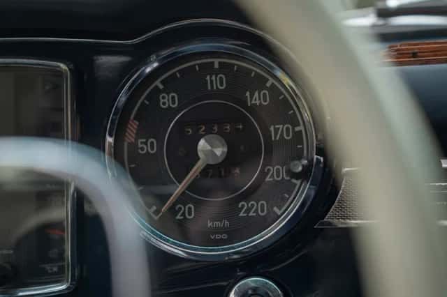 Mercedes-Benz 200-Serie (1968) thumbnail 22