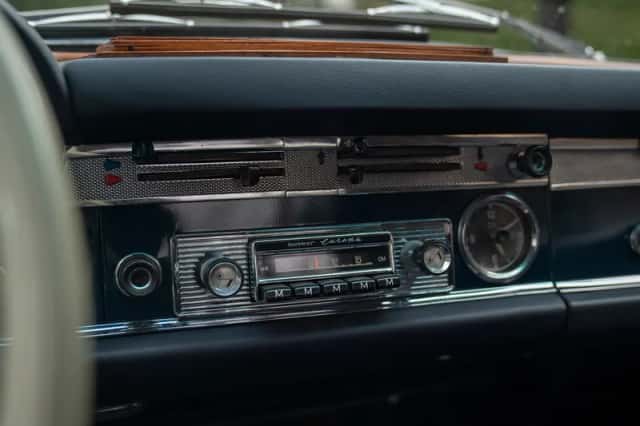 Mercedes-Benz 200-Serie (1968) thumbnail 24