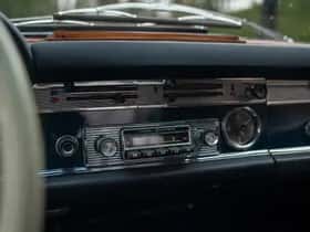 Mercedes-Benz 200-Serie (1968) thumbnail 24