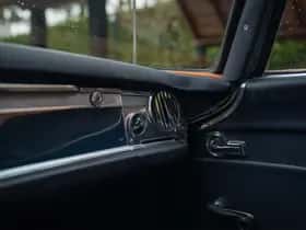 Mercedes-Benz 200-Serie (1968) thumbnail 26