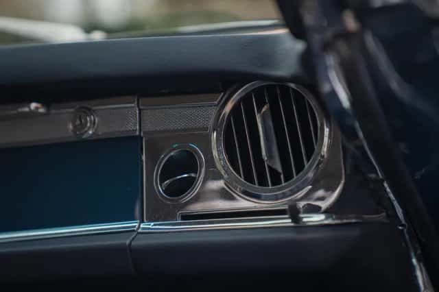 Mercedes-Benz 200-Serie (1968) thumbnail 27
