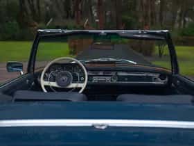 Mercedes-Benz 200-Serie (1968) thumbnail 64