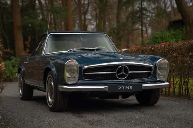 Mercedes-Benz 200-Serie (1968) thumbnail 72