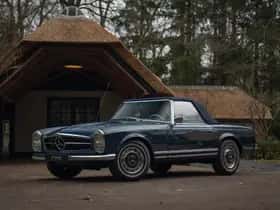 Mercedes-Benz 200-Serie (1968) thumbnail 73