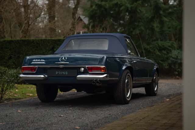 Mercedes-Benz 200-Serie (1968) thumbnail 74