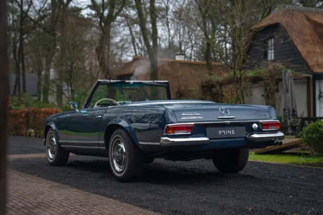 Mercedes-Benz 200-Serie (1968) thumbnail 75