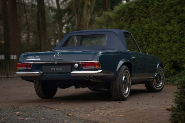 Mercedes-Benz 200-Serie (1968) thumbnail 81