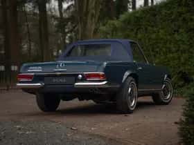 Mercedes-Benz 200-Serie (1968) thumbnail 81