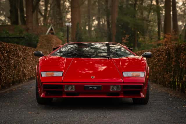 Lamborghini Countach (1982) thumbnail 2