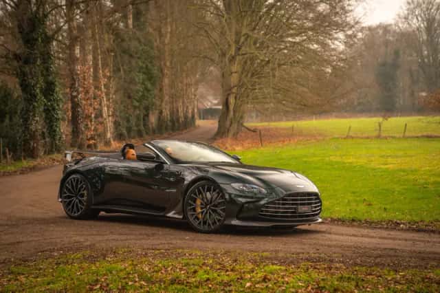 Aston Martin V12 Vantage (2023) thumbnail 15
