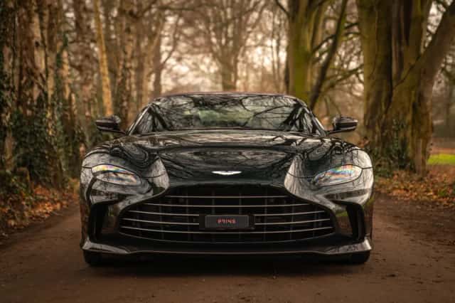 Aston Martin V12 Vantage (2023) thumbnail 16