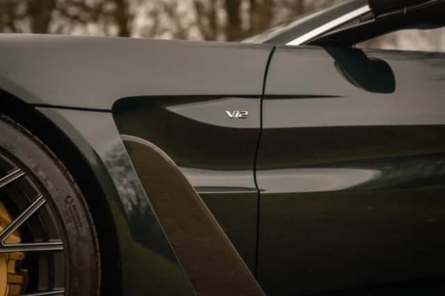 Aston Martin V12 Vantage (2023) thumbnail 20