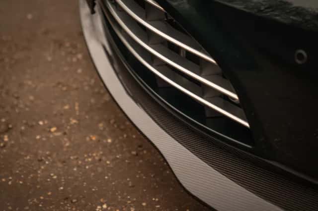 Aston Martin V12 Vantage (2023) thumbnail 21