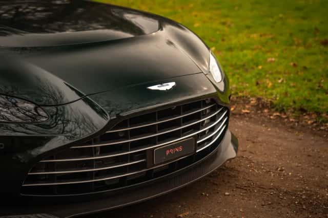 Aston Martin V12 Vantage (2023) thumbnail 23