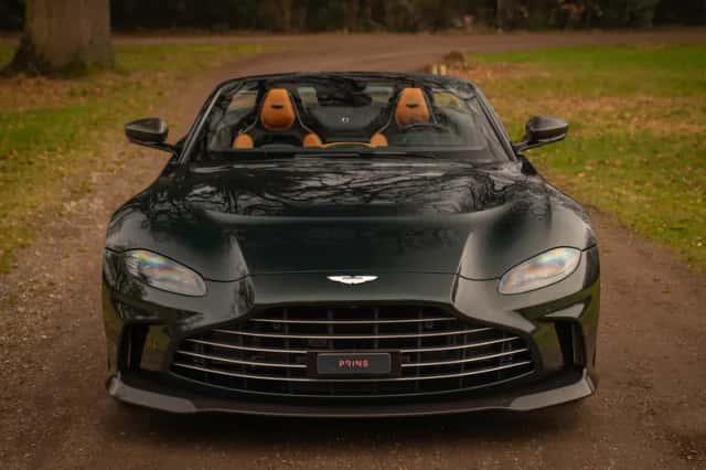 Aston Martin V12 Vantage (2023) thumbnail 25