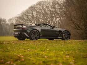 Aston Martin V12 Vantage (2023) thumbnail 4