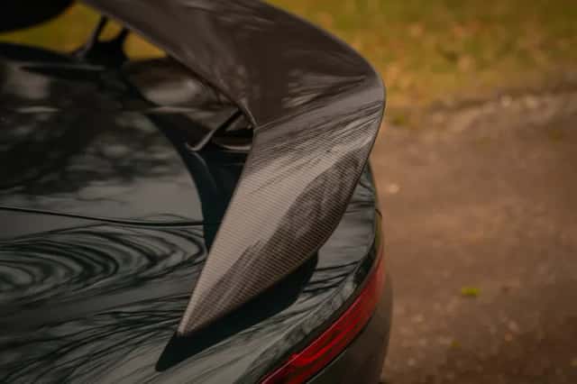 Aston Martin V12 Vantage (2023) thumbnail 32