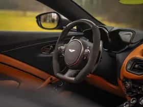 Aston Martin V12 Vantage (2023) thumbnail 38