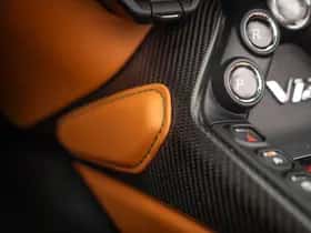 Aston Martin V12 Vantage (2023) thumbnail 54