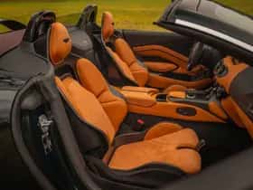 Aston Martin V12 Vantage (2023) thumbnail 10
