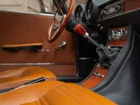 Alfa Romeo 1750 GTV (1972) thumbnail 44