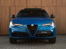 Alfa Romeo Stelvio (2024) thumbnail 2