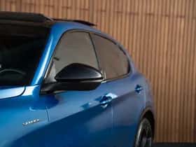 Alfa Romeo Stelvio (2024) thumbnail 15