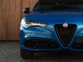 Alfa Romeo Stelvio (2024) thumbnail 16