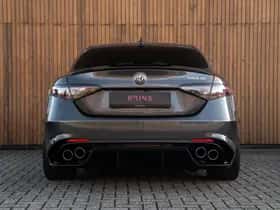 Alfa Romeo Giulia (2024) thumbnail 5