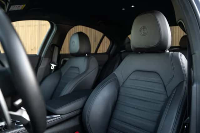 Alfa Romeo Giulia (2024) thumbnail 8