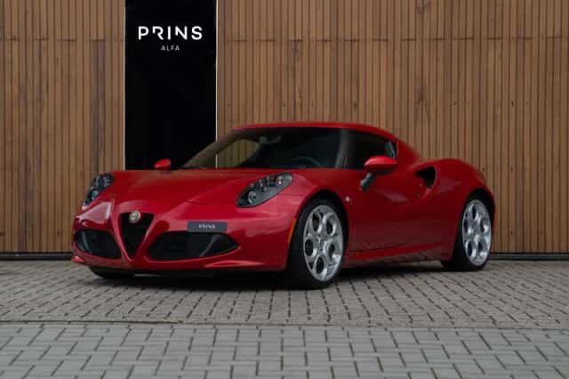 Alfa Romeo 4C (2016)