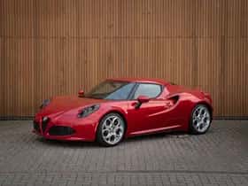 Alfa Romeo 4C (2016) thumbnail 2