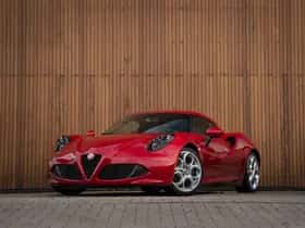 Alfa Romeo 4C (2016) thumbnail 15