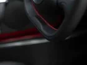 Alfa Romeo 4C (2016) thumbnail 21