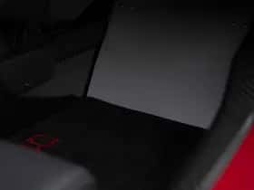 Alfa Romeo 4C (2016) thumbnail 23