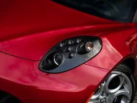 Alfa Romeo 4C (2016) thumbnail 10
