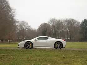 Ferrari 458 (2013) thumbnail 4