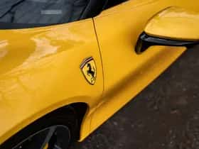Ferrari SF90 Spider (2023) thumbnail 29