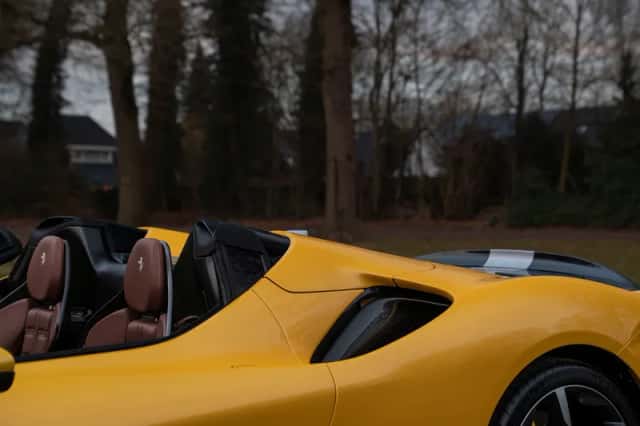 Ferrari SF90 Spider (2023) thumbnail 45