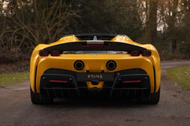 Ferrari SF90 Spider (2023) thumbnail 51