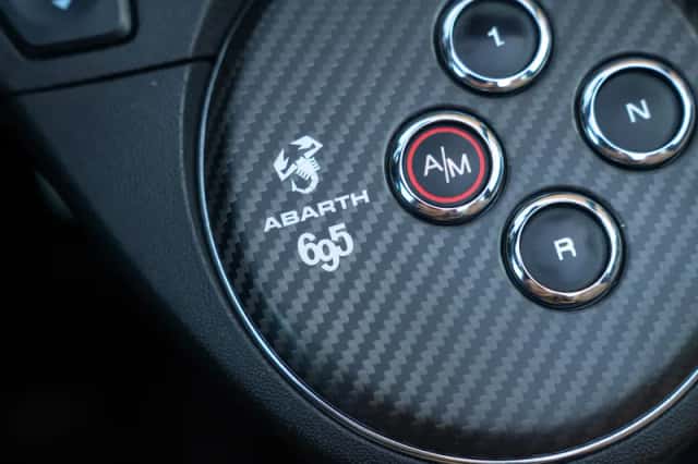 Abarth 695 (2012) thumbnail 33