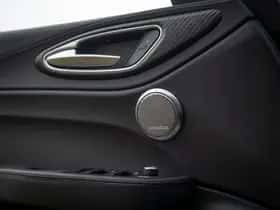 Alfa Romeo Giulia (2024) thumbnail 12