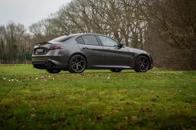 Alfa Romeo Giulia (2024) thumbnail 25